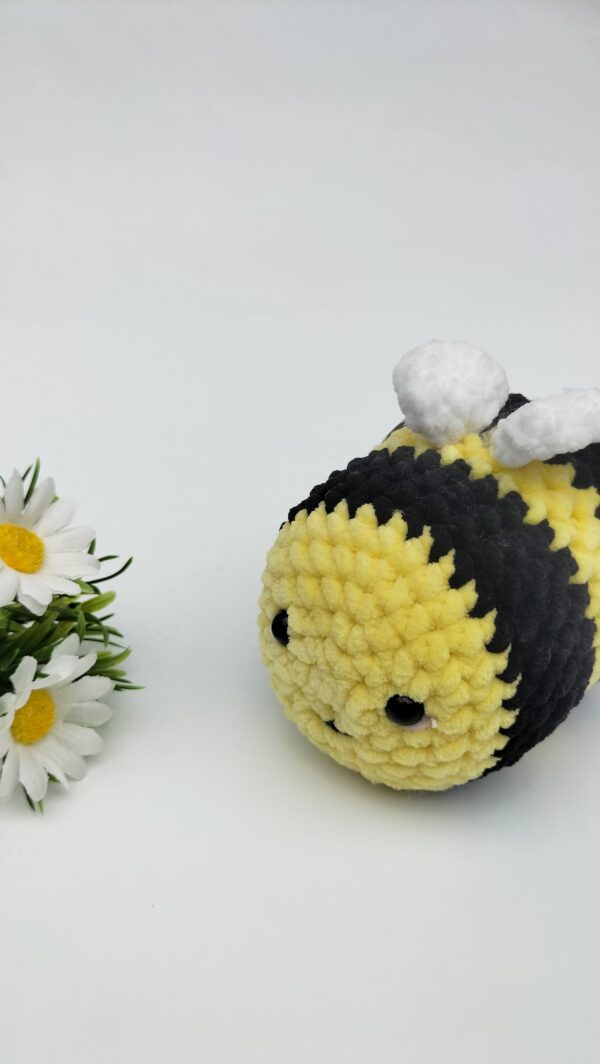 oplus_1058 Knuffel bij/ sleutelhanger (geel-zwart) maat groot