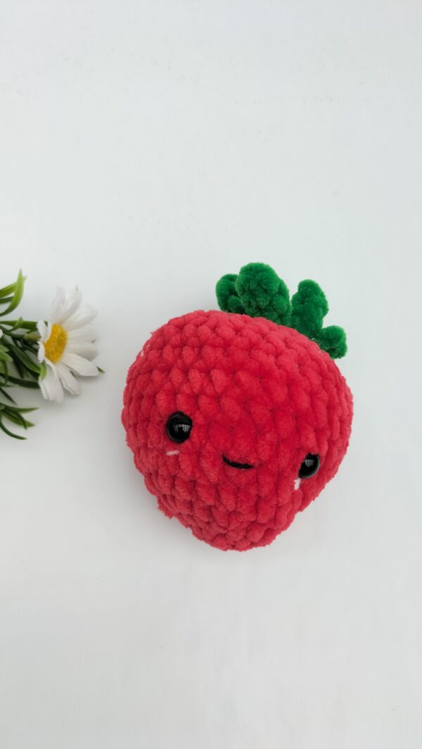 oplus_1058 Knuffel aardbei (rood)