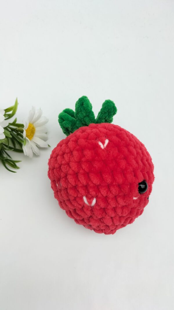 oplus_1058 Knuffel aardbei (rood)