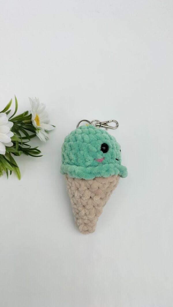 oplus_1058 Sleutelhanger ijsje (mint)