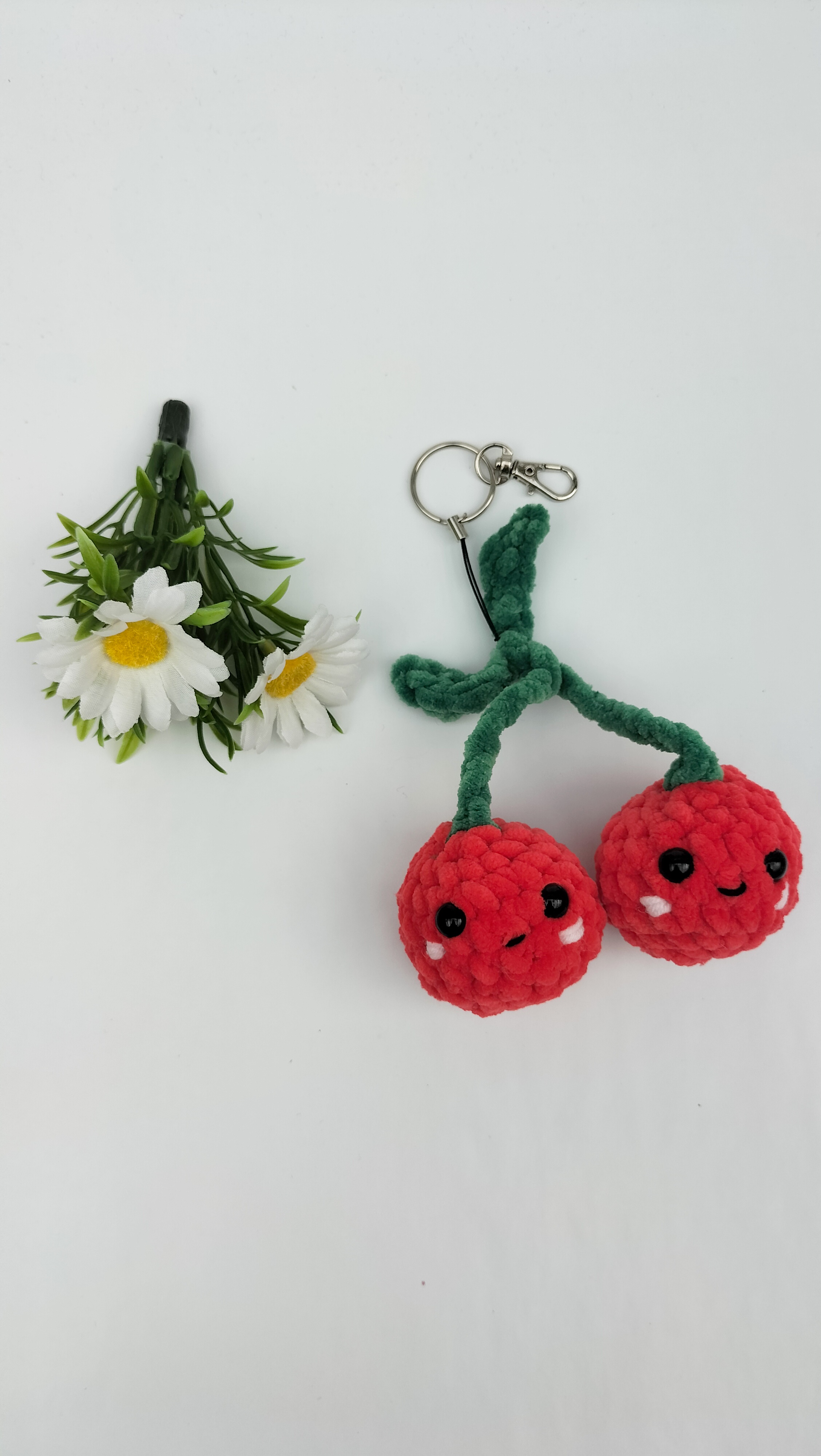 oplus_1058 Sleutelhanger kersen