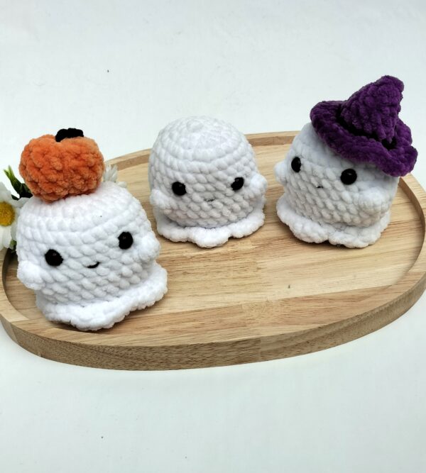 groepsfoto 3 spookjes Knuffel spookje (met pompoen)