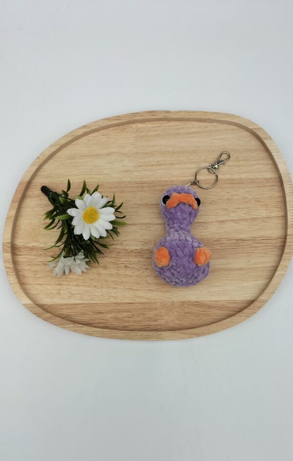 Oplus_2 Sleutelhanger gek eendje (paars)