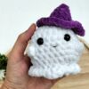 Knuffel spookje (met paarse heksenhoed)