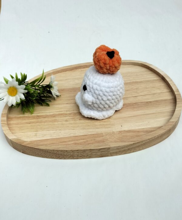 spookje met pompoen links Knuffel spookje (met pompoen)