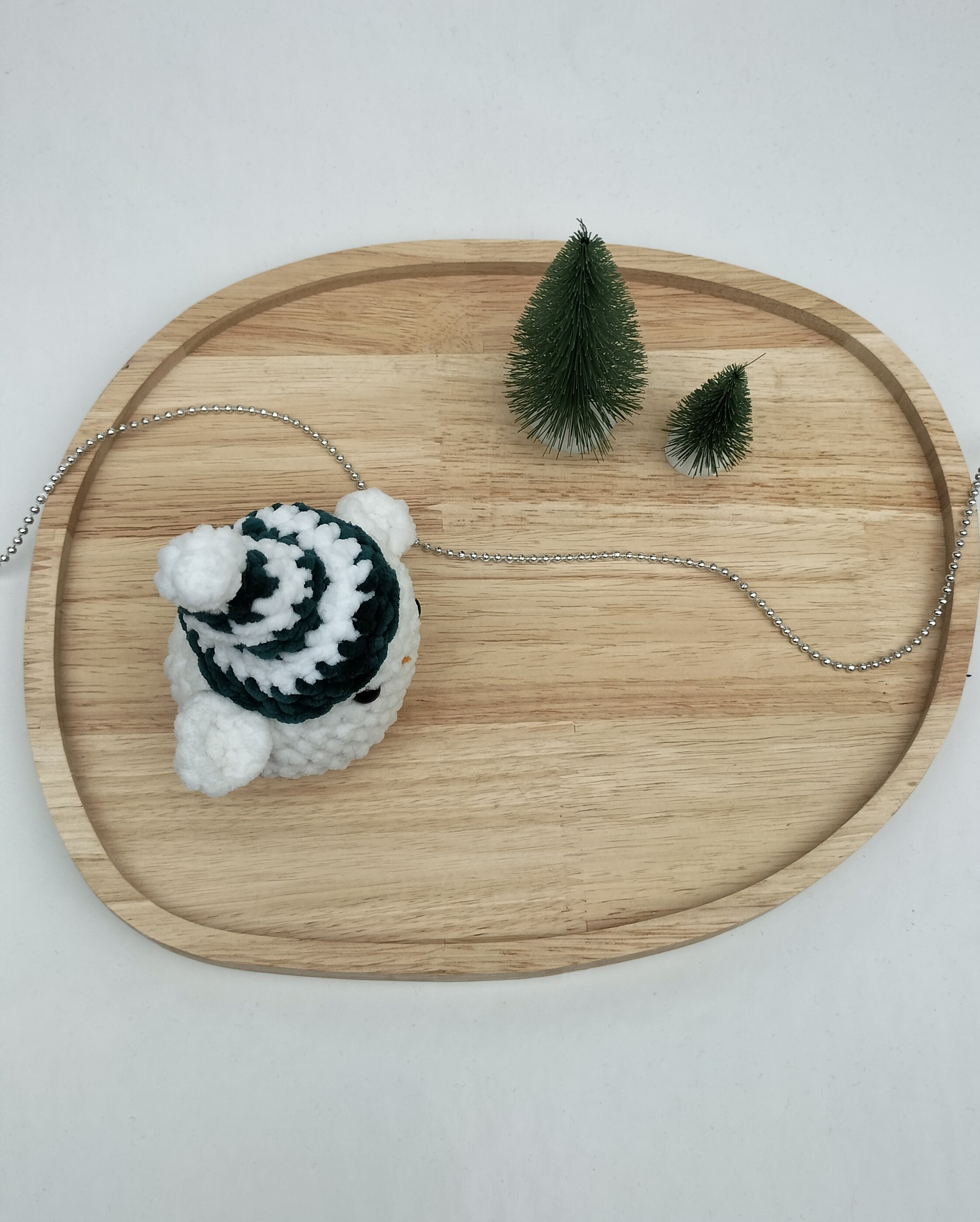 Knuffel pinguïn met muts groot (donkergroen-wit)