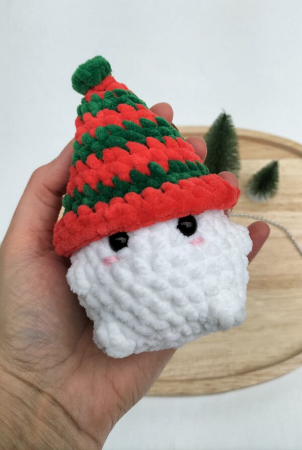 Knuffel mushi met muts groot (rood-groen)