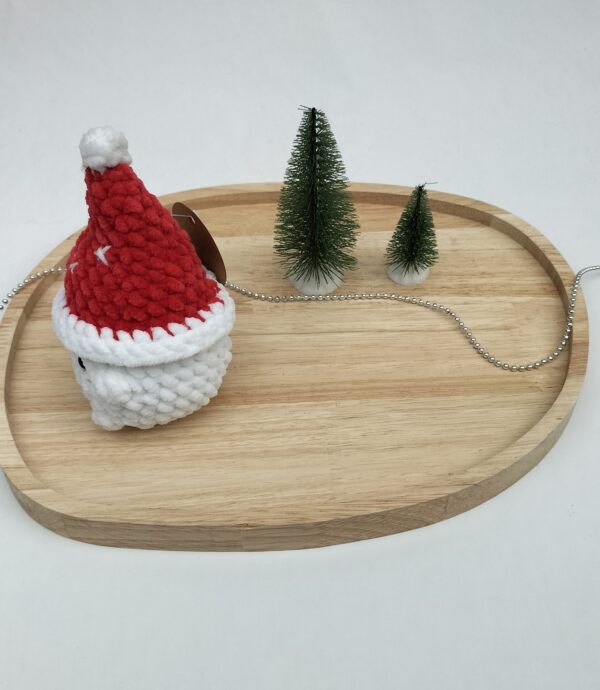 Knuffel mushi met muts groot (rood met sterren)