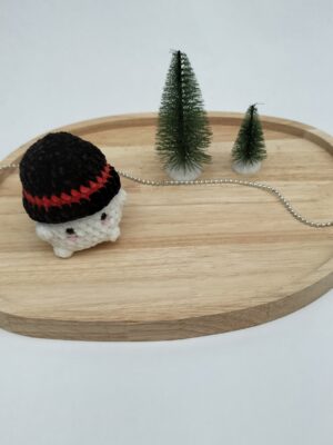 Knuffel mushi hoed (zwart-rood)