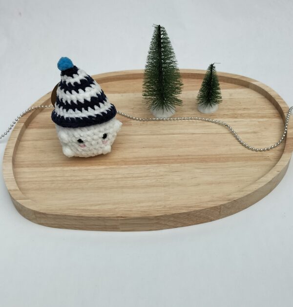 Knuffel mushi met muts klein (donker blauw-wit)