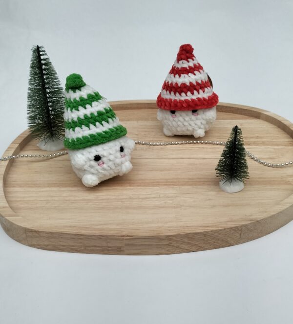 Knuffel mushi met muts klein (lichtblauw-wit)