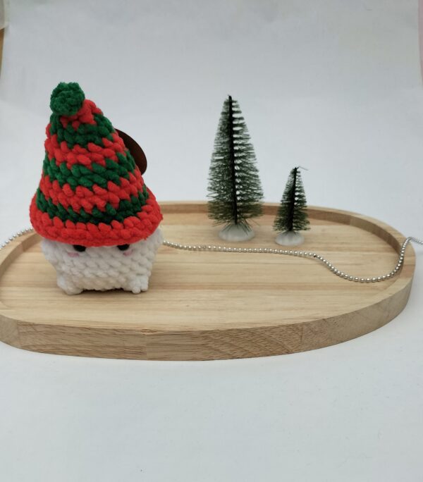 Knuffel mushi met muts groot (rood-groen)