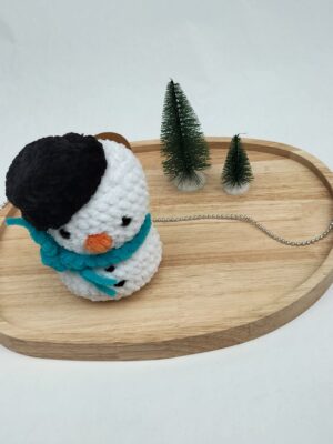 profielfoto knuffel sneeuwpop groot met lichtblauwe sjaal Knuffel sneeuwpop groot (met lichtblauwe sjaal)