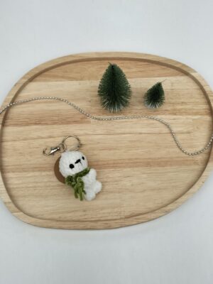 Sleutelhanger zeehond (wit met lichtgroene sjaal)