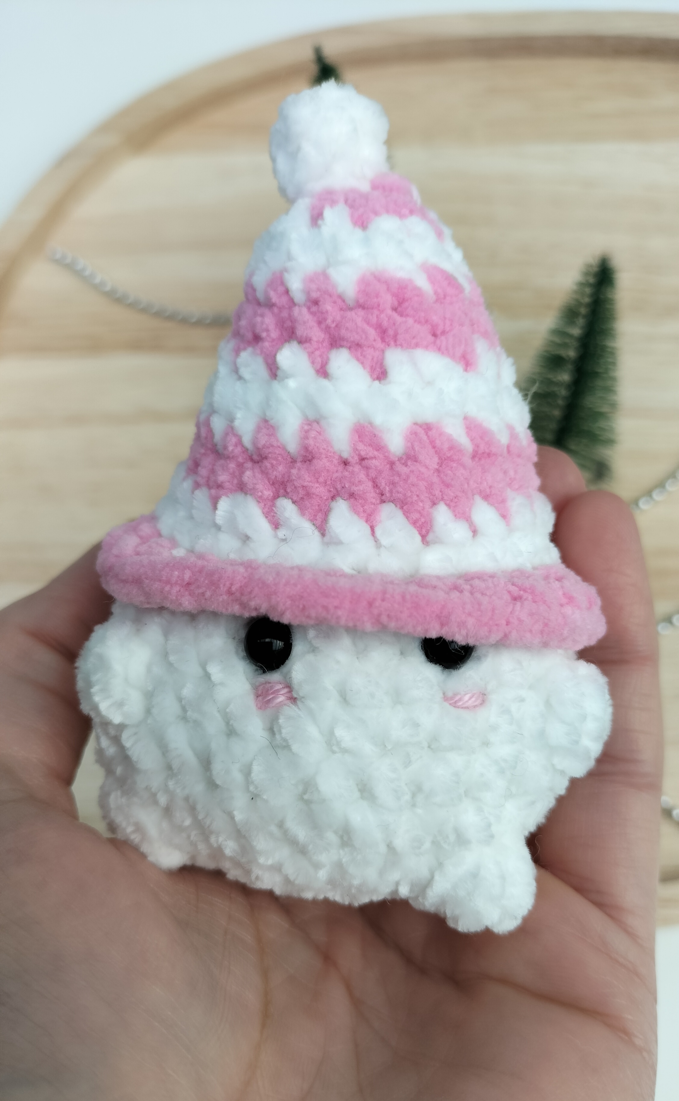 Knuffel mushi met muts klein (roze-wit)