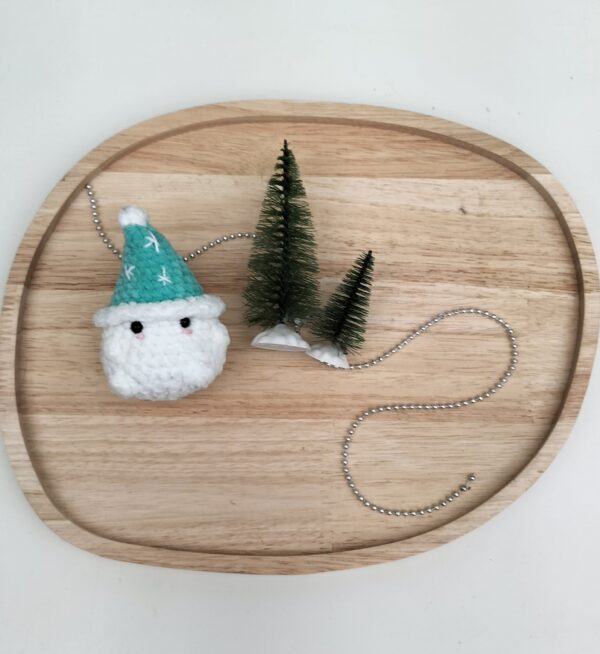 Knuffel mushi met muts klein (mint- witte sterren)