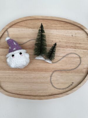 Knuffel mushi met muts klein (paars met witte sterren)