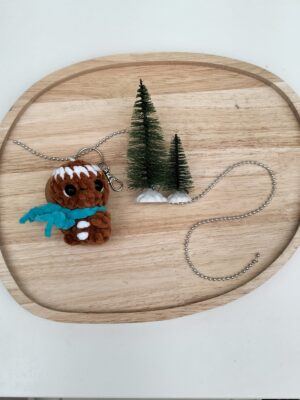 Sleutelhanger peperkoekmannetje groot (licht blauwe sjaal)